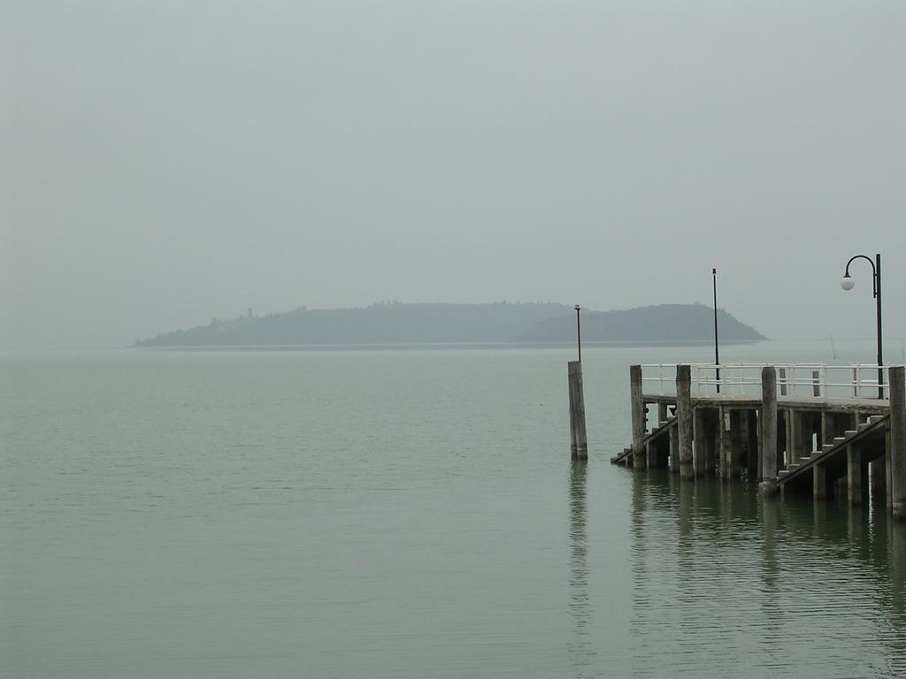 Ferienwohnung Casa Vacanze Del Pescatore Passignano sul Trasimeno Exterior foto